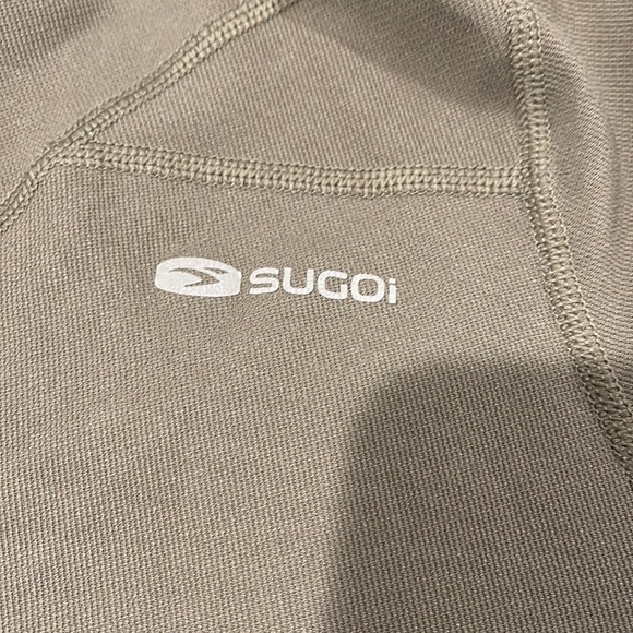SUGOi Running T-Shirt. XL. Used. Tan/Green color. - Picture 3 of 6